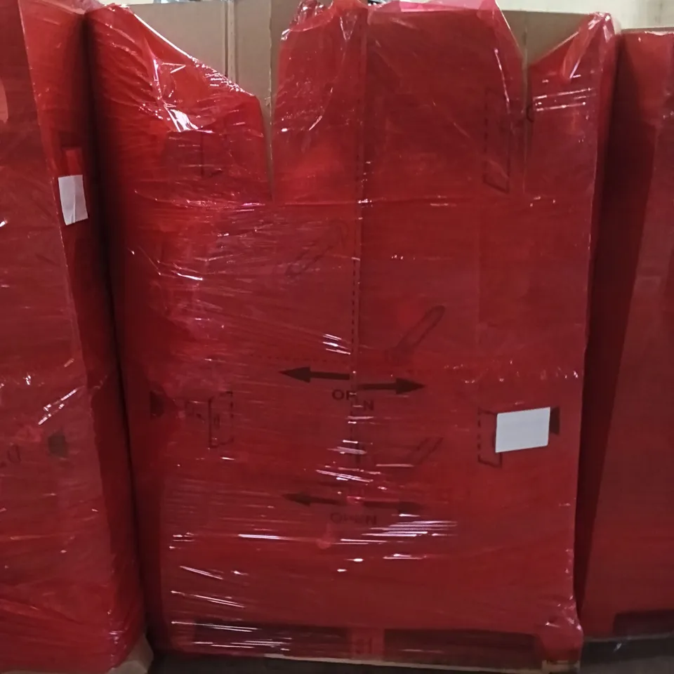PALLET OF ASSORTED ITEMS INCLUDING - SMALL PAN, SWIM SUIT, SCREEN PROTECTOR 