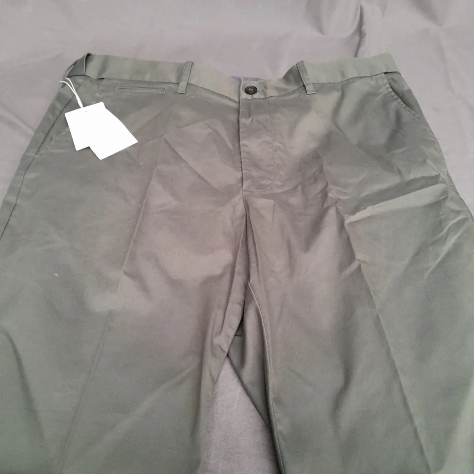 M&S REGULAR FIT ACTIVE WAIST TROUSERS IN GREEN - 36 LONG 