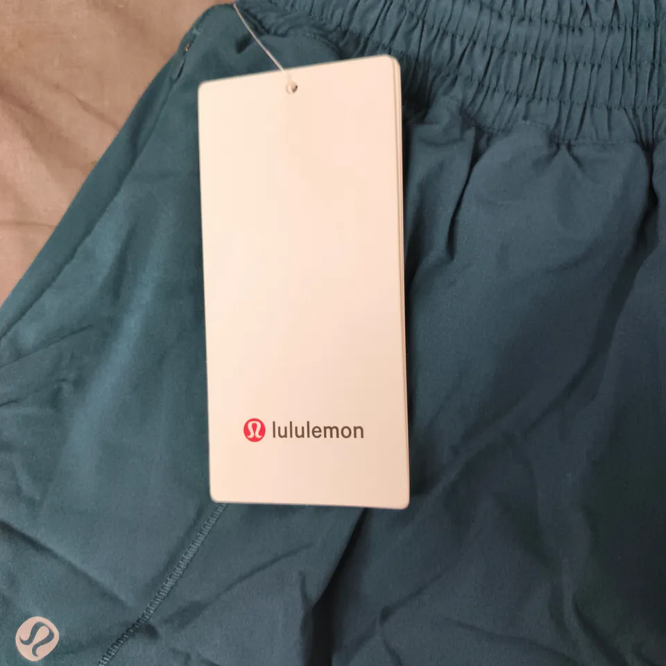 LULULEMON WOMEN'S TEAL RUNNING SHORTS – UK 6
