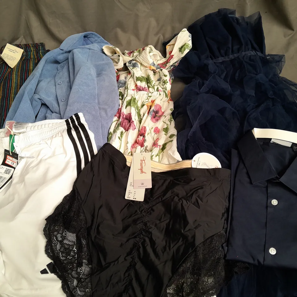 LARGE QUANTITY OF ASSORTED CLOTHIN ITEMS TO INCLUDE ZARA, ASOS AND TRIUMPH