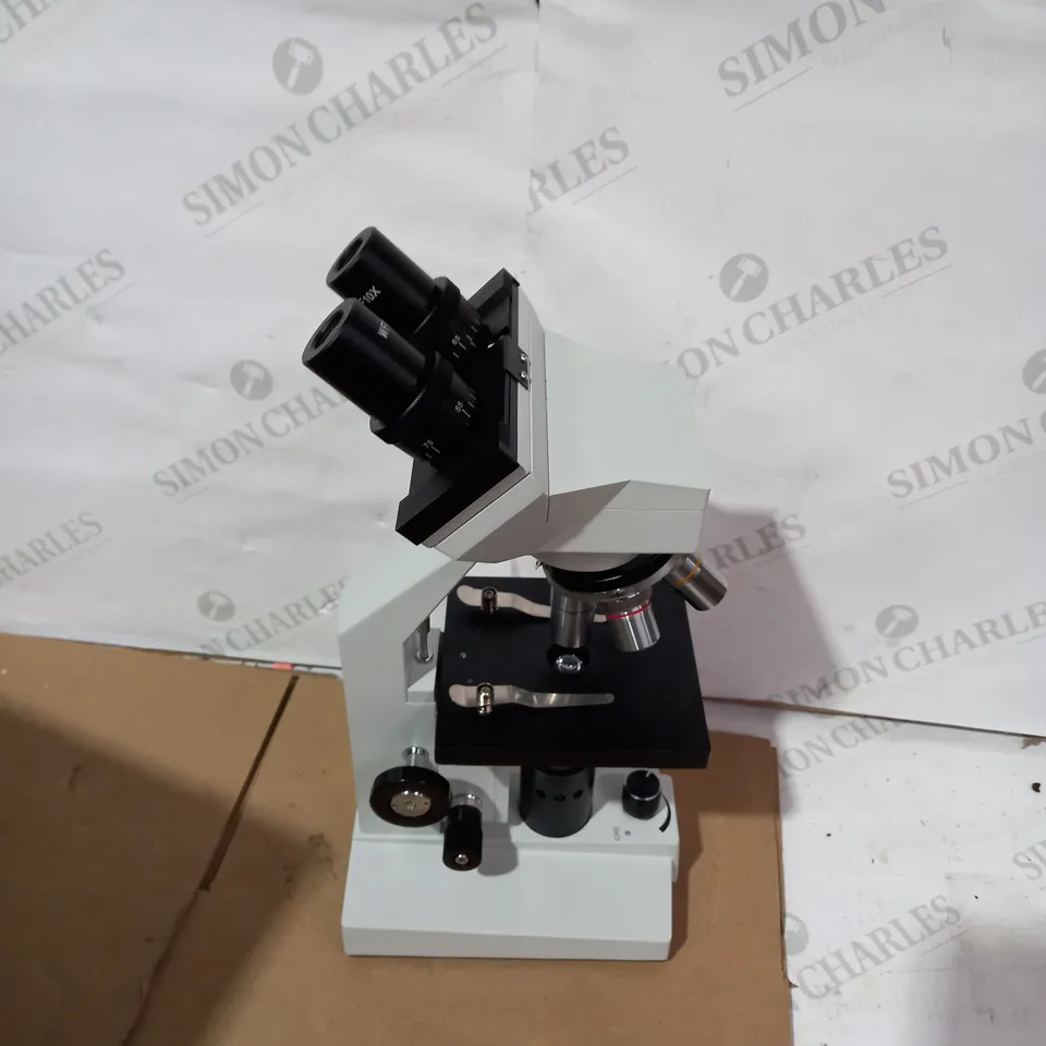 AMSCOPE 40X-2000X BIOLOGICAL BINOCULAR COMPOUND MICROSCOPE