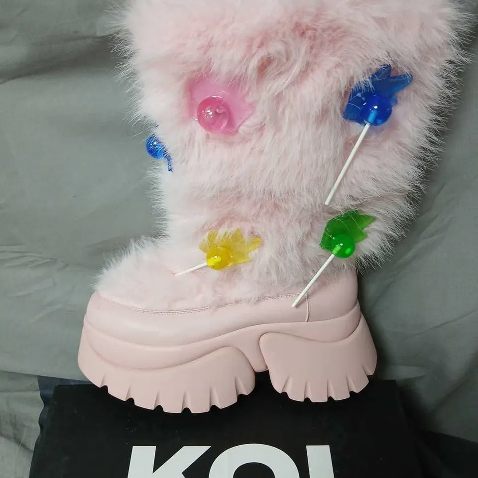 KOI HAIRY LOLLIPOP SNOW BOOTS – CANDY PINK, UK 6