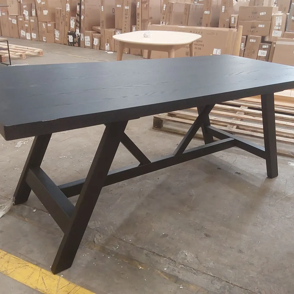 DESIGNER WOODEN DINING TABLE