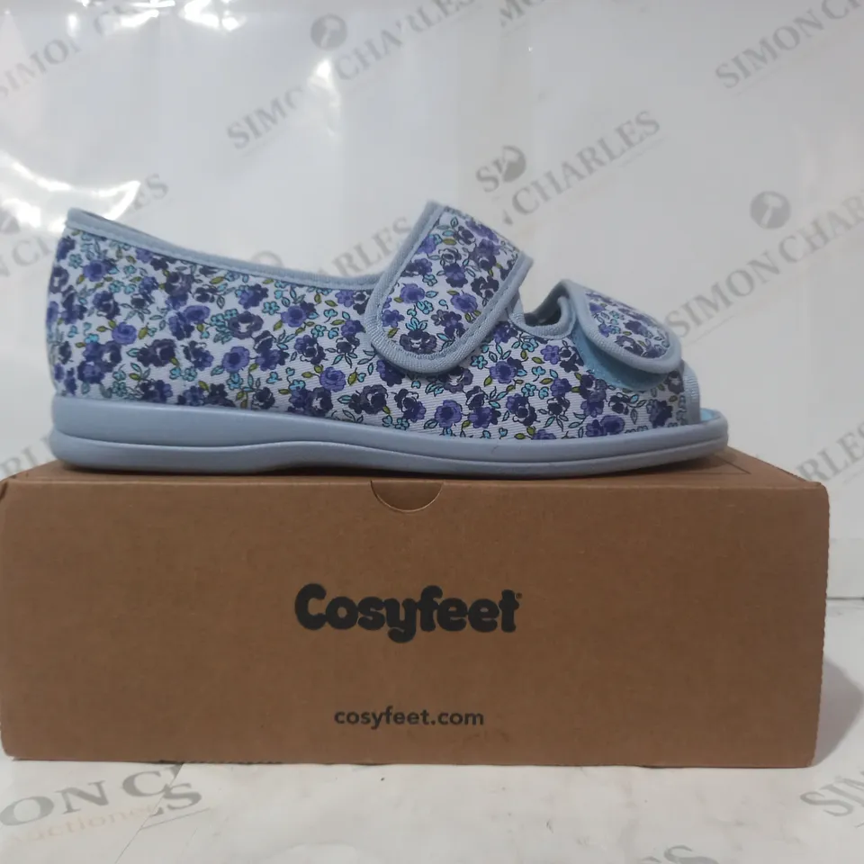 BOXED PAIR OF COSYFEET SHOES IN BLUE/LILAC FLORAL UK SIZE 7
