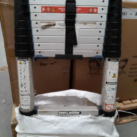 BUILDCRAFT EXTENDABLE STEPLADDERS - COLLECTION ONLY