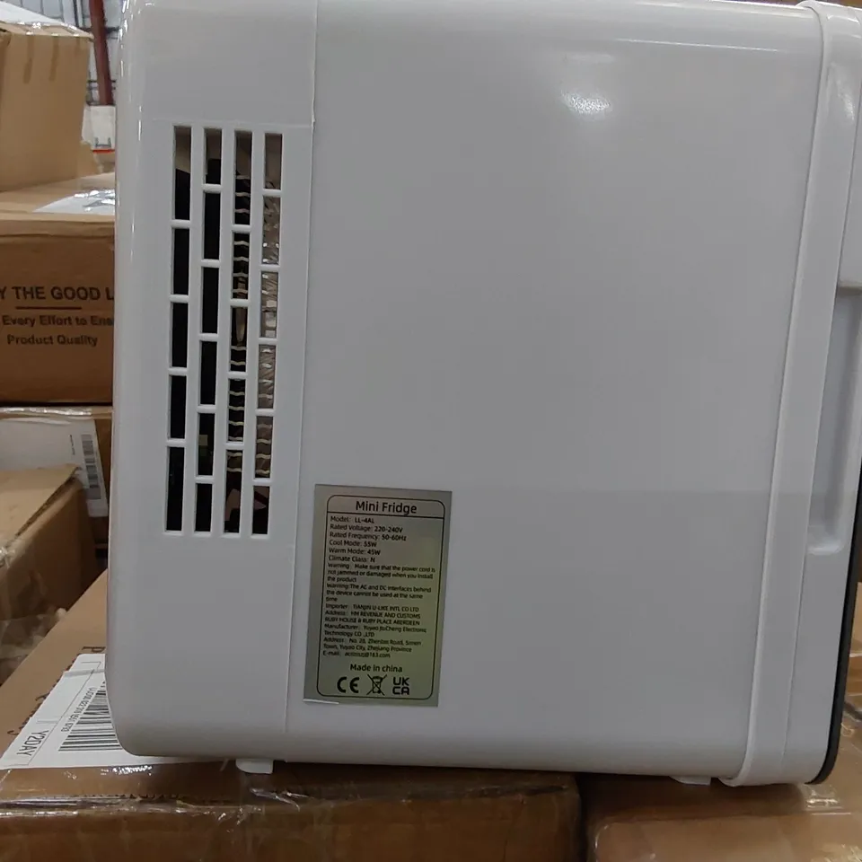 CLIPOP PORTABLE MINI FRIDGE FOR BEDROOM QUIET 4L CAMPING FRIDGE (1 BOX)