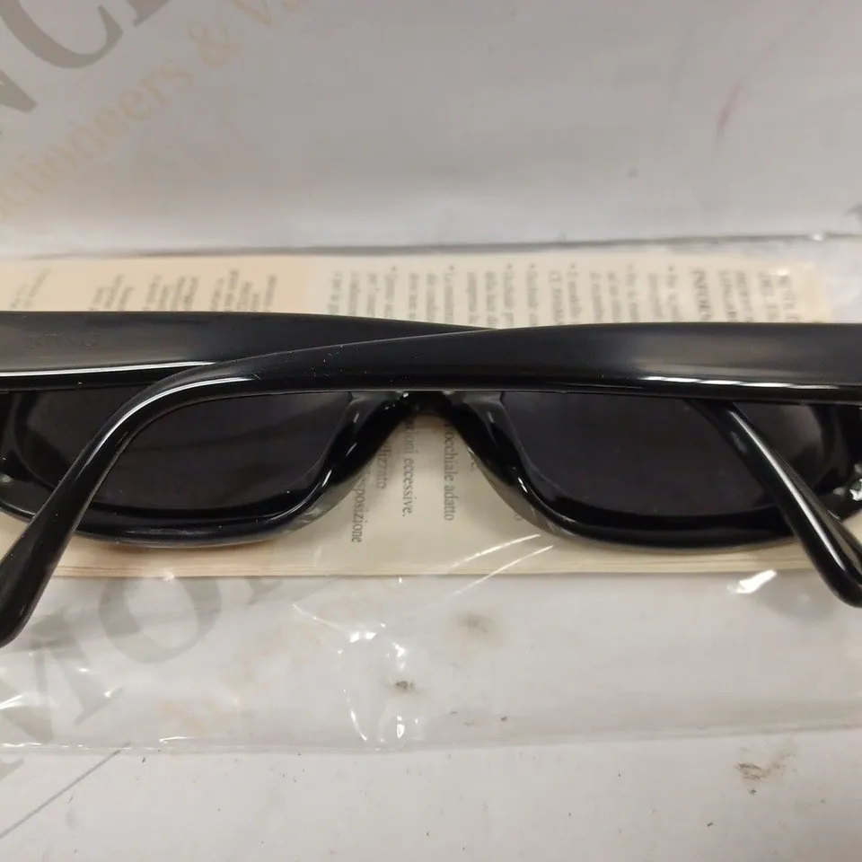 BOX OF APPROX 10 PAIRS OF STING BLACK 6140 SUNGLASSES 