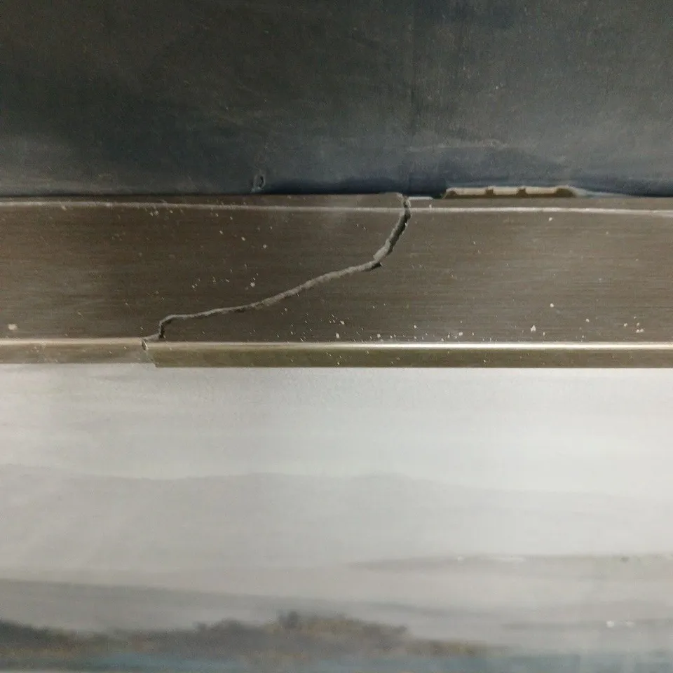 BOXED CAPPED CANVAS SMOKEY LANDSCAPE 120 X 40CM (1 BOX) RRP £30