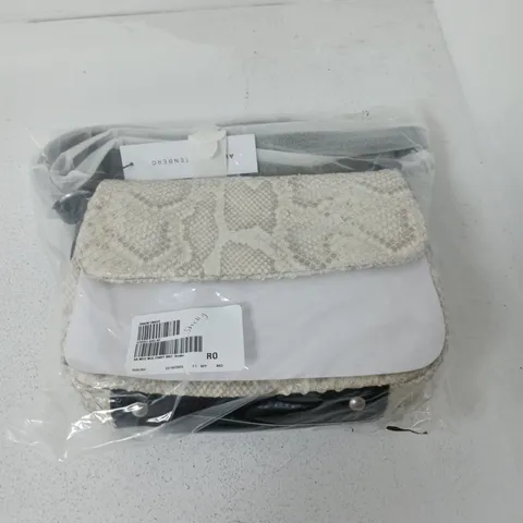 BAGGED KESTENBERG MEDIUM MULTIWAY BAG IN SNAKE