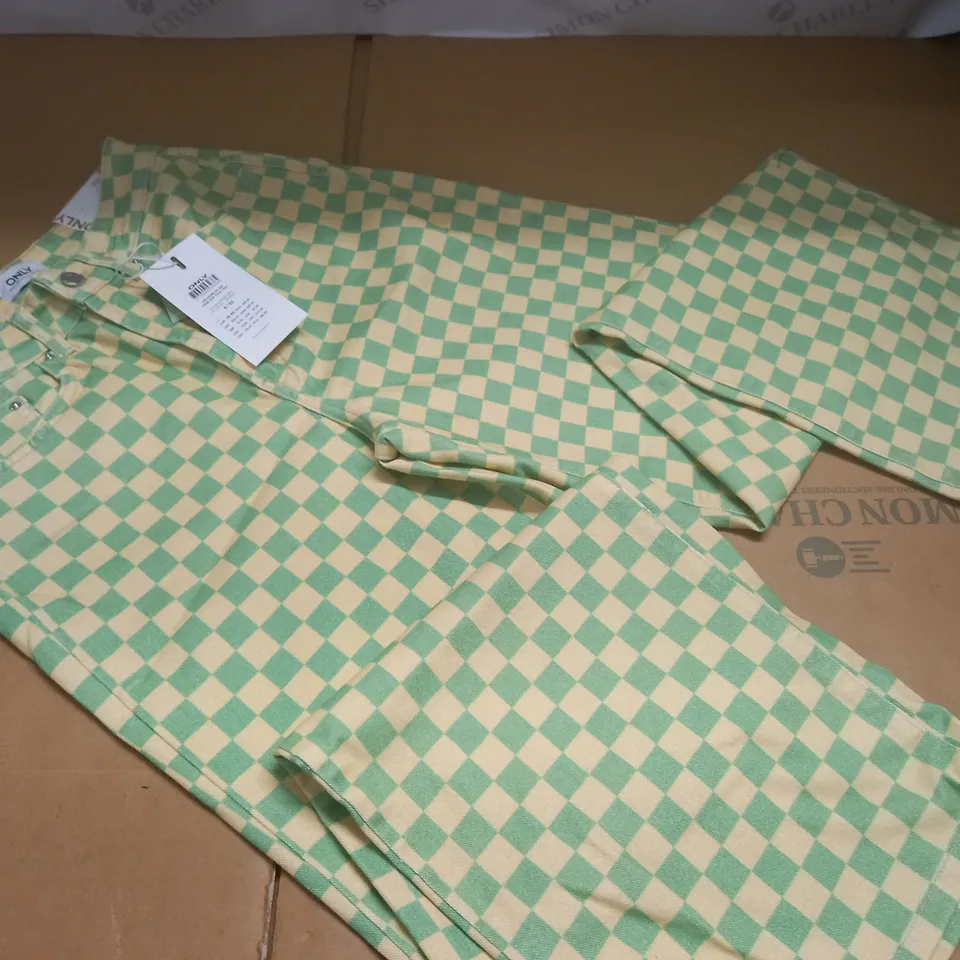 ONLY GEEN CHECK JEANS - S / 32"