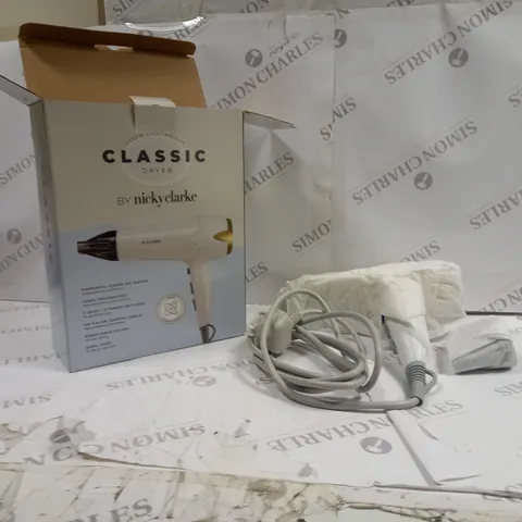 2200W LIGHTWEIGHT CLASSIC DRYER NICKY CLARKE
