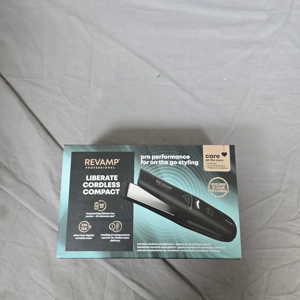 REVAMP LIBERATE CORDLESS COMPACT HAIR STRAIGHTENER