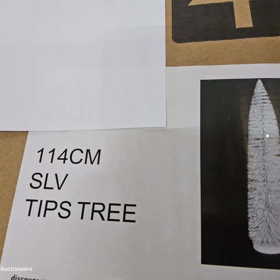 PALLET OF APPROXIMATELY 12 BRAND NEW BOXED 114cm SILVER TIPS TREE