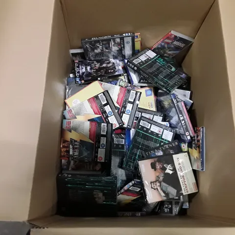 LARGE ASSORTMENT OF MEDIA ITEMS TO INCLUDE DVDS GAMES AND CD'S 