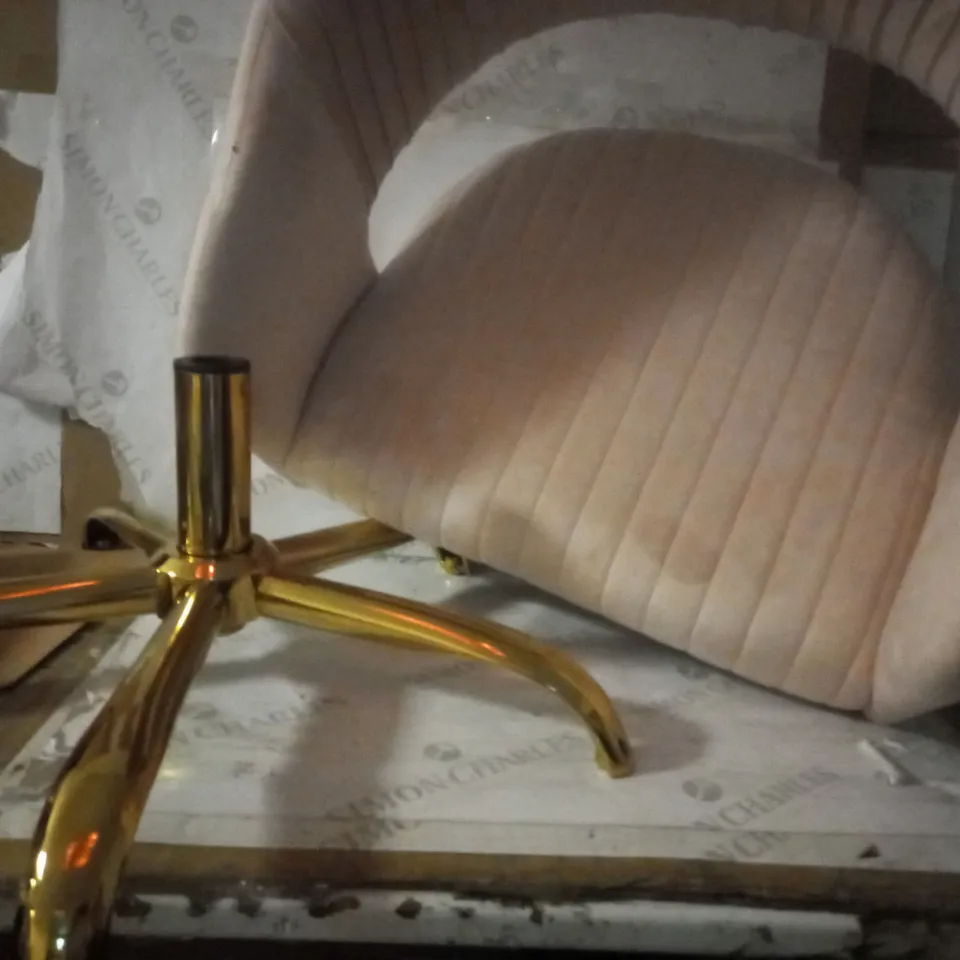 BLUSH VELVET DESK CHAIR