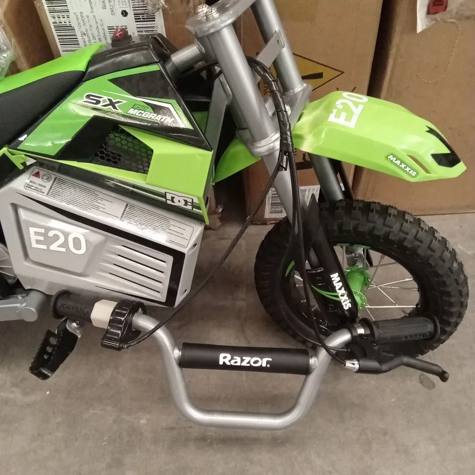 RAZOR SX350 MCGRATH ELECTRIC DIRT BIKE - GREEN RRP £599.99