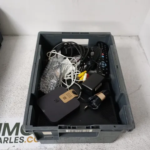 BOX CONTAINING A MIX OF APPROXIMATELY 15 ASSORTED HOUSEHOLD ITEMS INCLUDING ROUTER, REMOTES, CARD MACHINE ETC. 