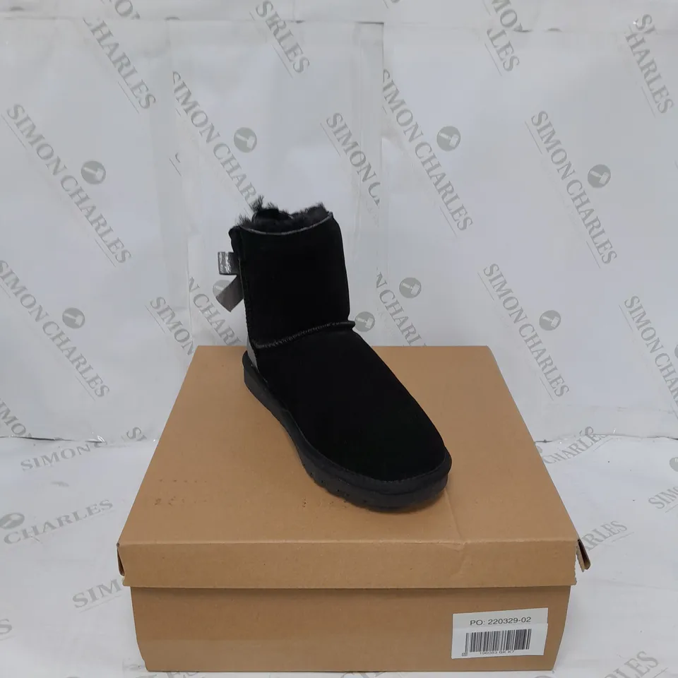 BONOVA HANDMADE SHEEPSKIN ANKLE BOOTS WOMENS UK 7
