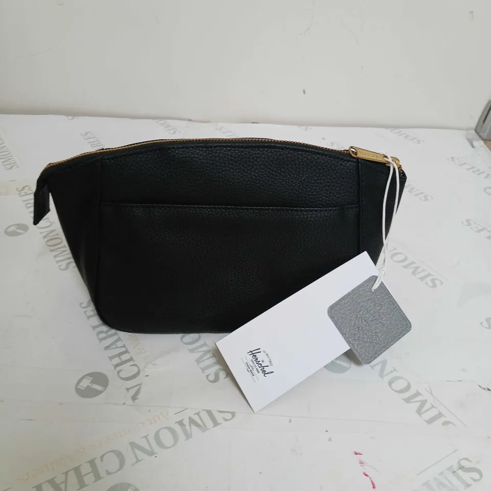 HESCHEL LEATHER BLACK WASH BAG