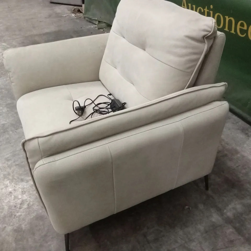 QUALITY DESIGNER ITALIAN MADE BOLZANO ELECTRIC RECLINER LEATHER ARMCHAIR 
