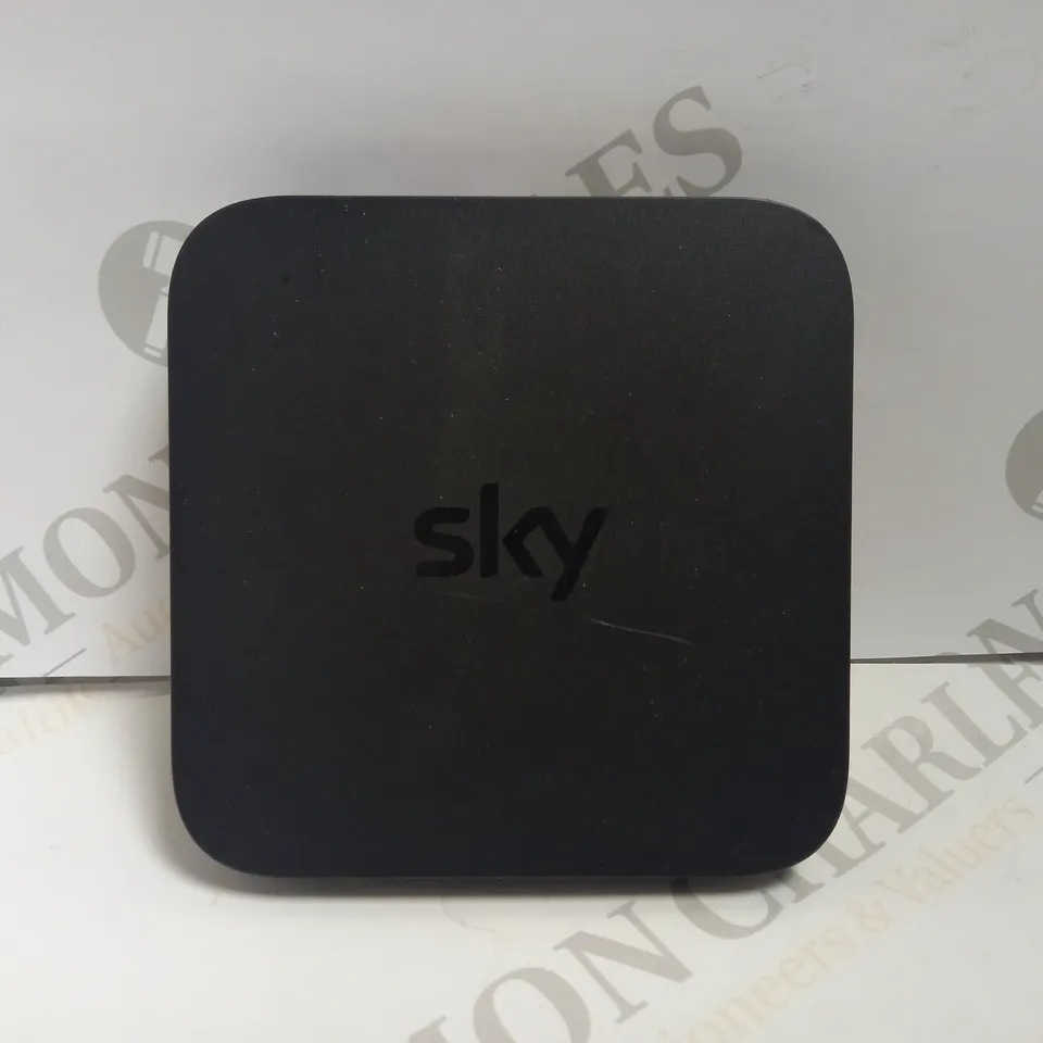 SKY IP061-EF-ANT STREAMING PUCK