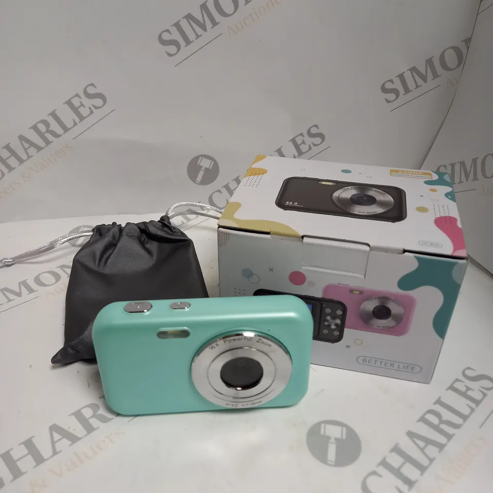 BOXED DC406 CHILDRENS DIGITAL CAMERA IN GREEN 