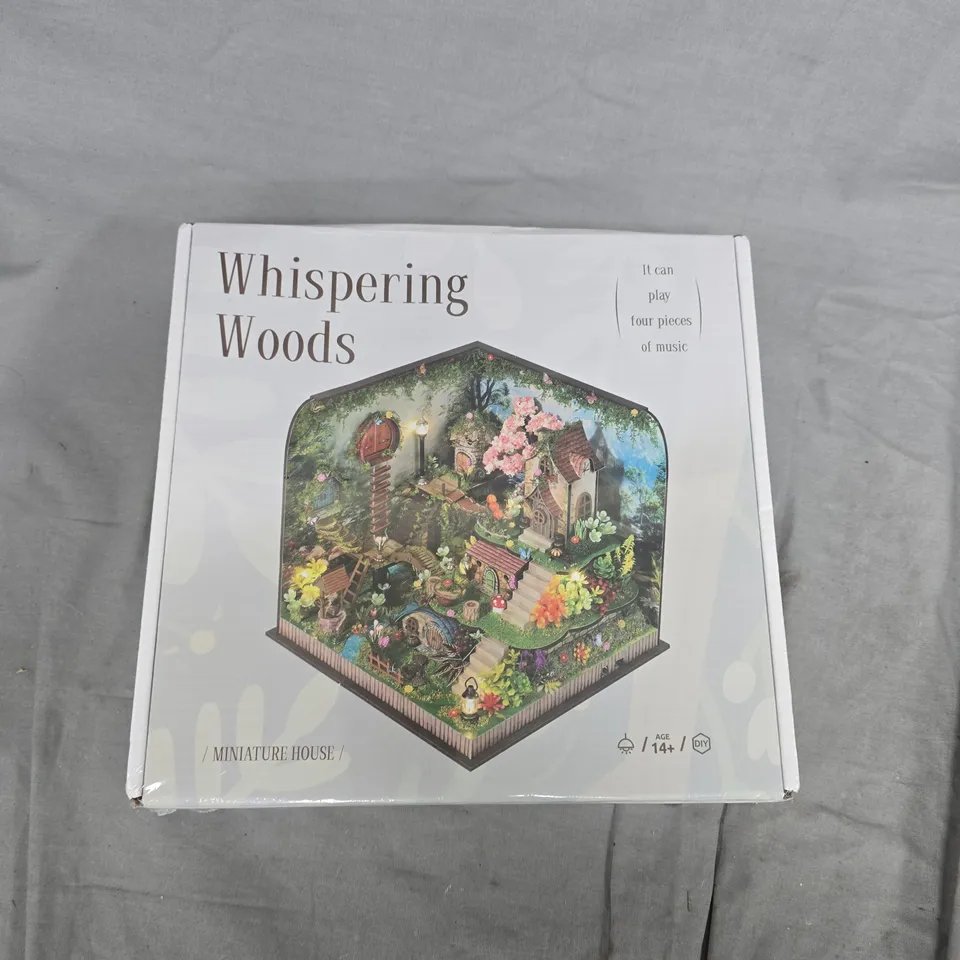 WHISPERING WOODS MINIATURE HOUSE KIT