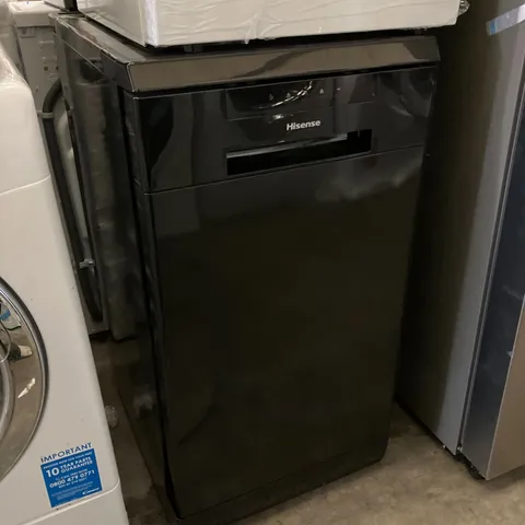 HISENSE HS523E15BUK FREESTANDING SLIMLINE DISHWASHER BLACK - UNPROCESSED RAW RETURN