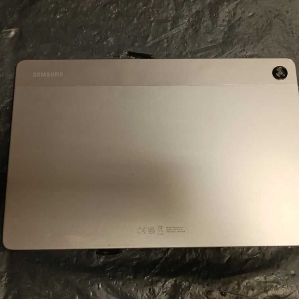 SAMSUNG GALAXY TAB A8