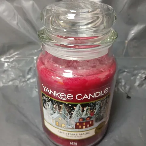 YANKEE CANDLE CHRISTMAS MAGIC (623g) - COLLECTION ONLY