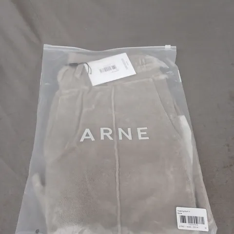 SEALED ARNE TOWELLING SHORTS SIZE M