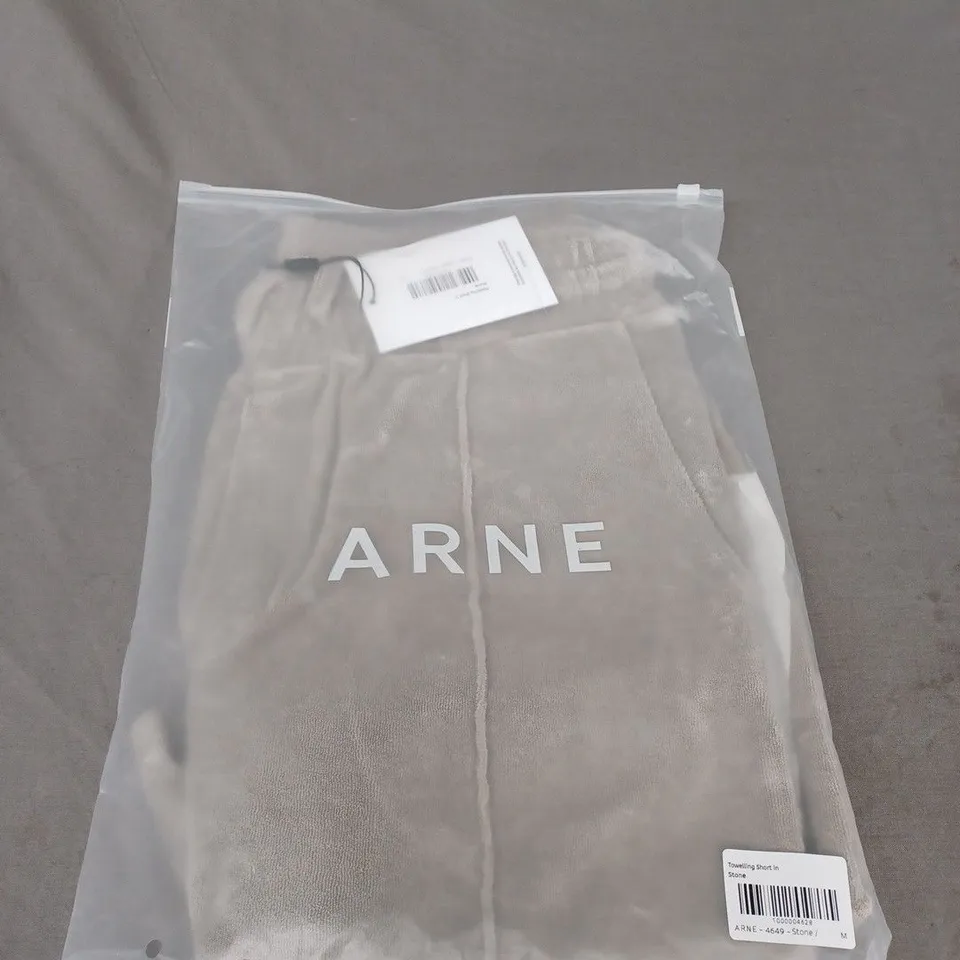 SEALED ARNE TOWELLING SHORTS SIZE M
