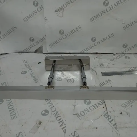 WALL LIGHT BAR IN SILVER UNBOXED