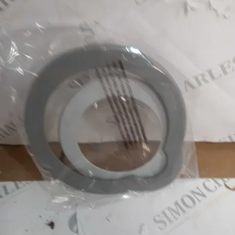 MAGNETIC TRIVETS