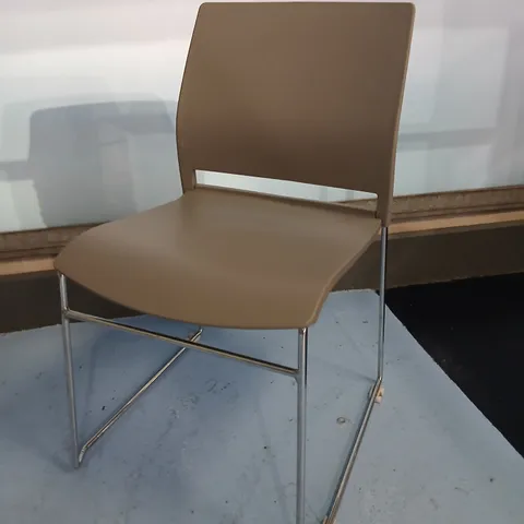 SET OF SIX MODERN MOULDED PLASTIC CHAIR WITH CHROME CANTILEVER LEGS