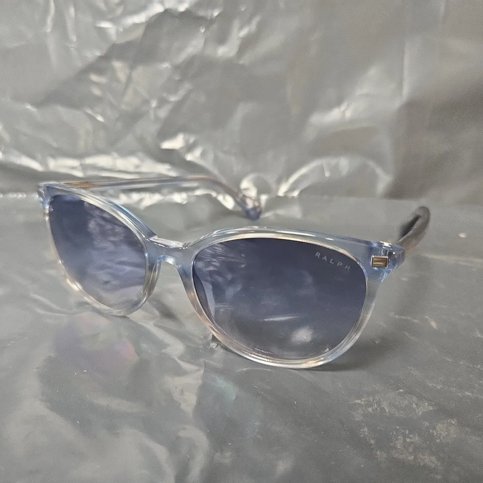 RALPH LAUREN ROUND SUNGLASSES IN BLUE