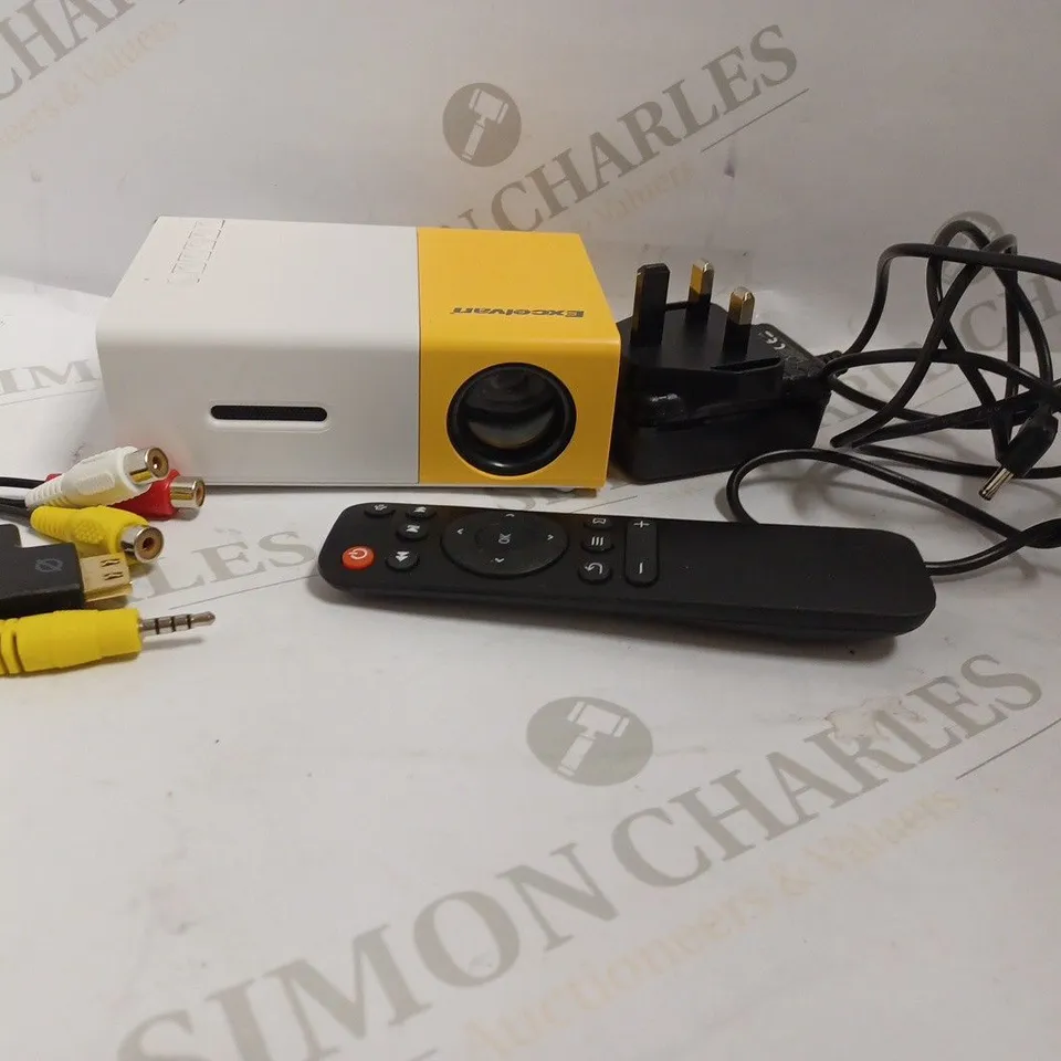 EXCELVAN LED PROJECTOR