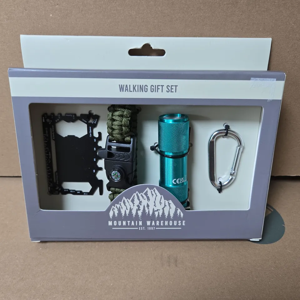 MOUNTAIN WAREHOUSE WALKING GIFT SET 