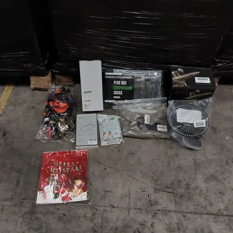 PALLET OF ASSORTED ITEMS INCLUDING: KNIGHT PEN HOLDER, MINI FAN, COMPRESSION SOCKS, GOLF SHIRTS, PHONE CASE, CHRISTMAS DECORATIONS, HALLOWEEN HATS