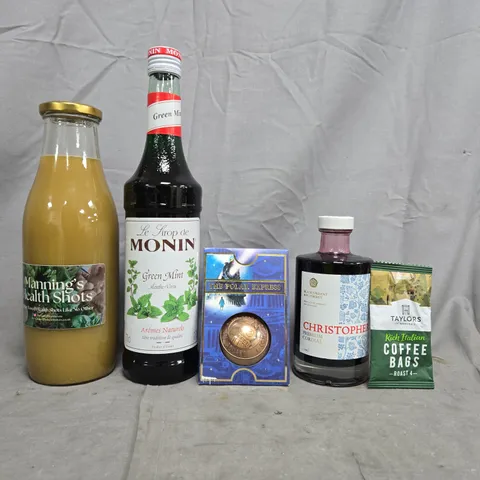 APPROXIMATELY 5 ASSORTED FOOD AND DRINK ITEMS TO INCLUDE COFFEE BAGS, HEALTH SHOTS, ETC