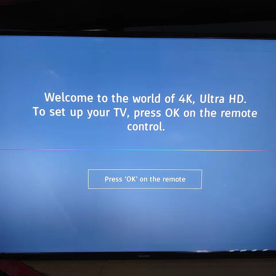 UNBOXED SHARP SMART TV 4K UHD 42" 4K ULTRA HD 42CJ2K