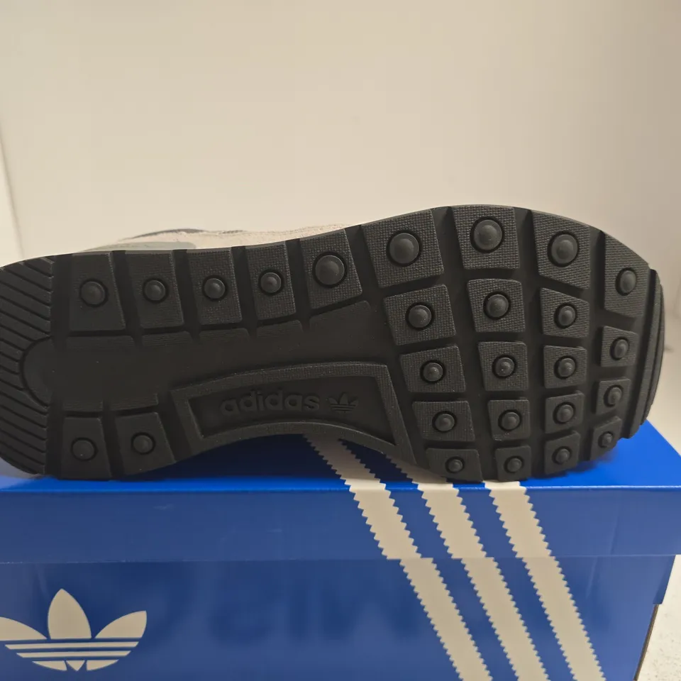BOXED PAIR OF ADIDAS ZX 500 RS SNEAKERS – GREY/LIGHT GREY, UK 10.5