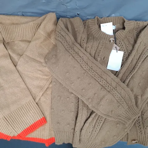 BOX OF APPROXIMATELY 20 ASSORTED HOUSEHOLD AND CLOTHING ITEMS IN VARIOUS STYLES, SIZES, AND COLOURS, ETC - COLLECTION ONLY