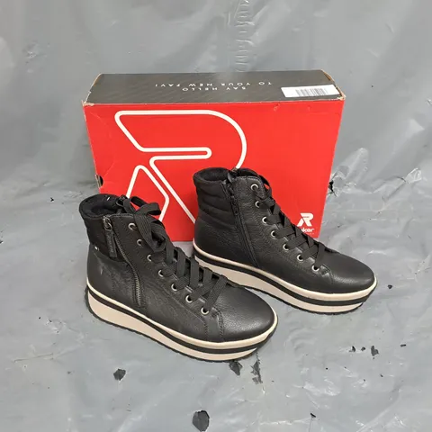 BOXED PAIR OF RIEKER BLACK DOUBLE ZIP BOOT UK 6