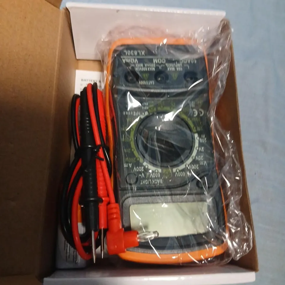 DIGITAL MULTIMETER WITH PROBES – ORANGE/BLACK (BOXED)