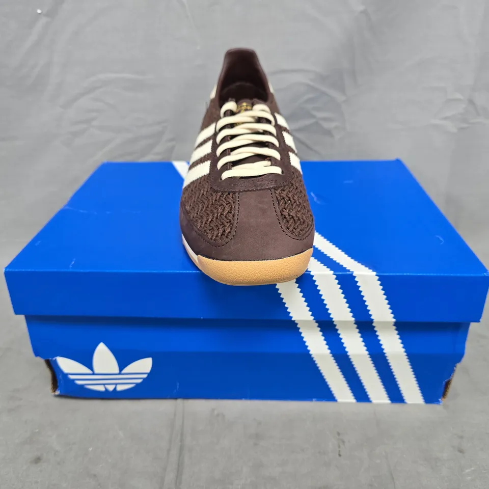 BOXED PAIR OF ADIDAS SL 72 OG WOMEN'S SHOES IN BROWN SIZE UK 6