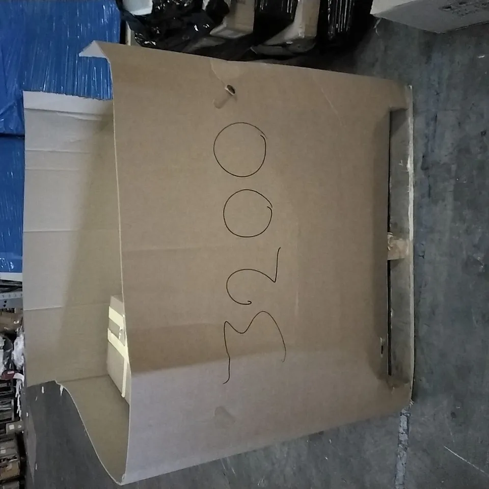 PALLET OF ASSORTED ITEMS INCLUDING SELECTMIRRORS HAYWOOD, TIMBER RIDGE CAMPING WAGON, TOKVON ,DUPRAY STEAMER, NEWENTOR MATTRESS TOPPER