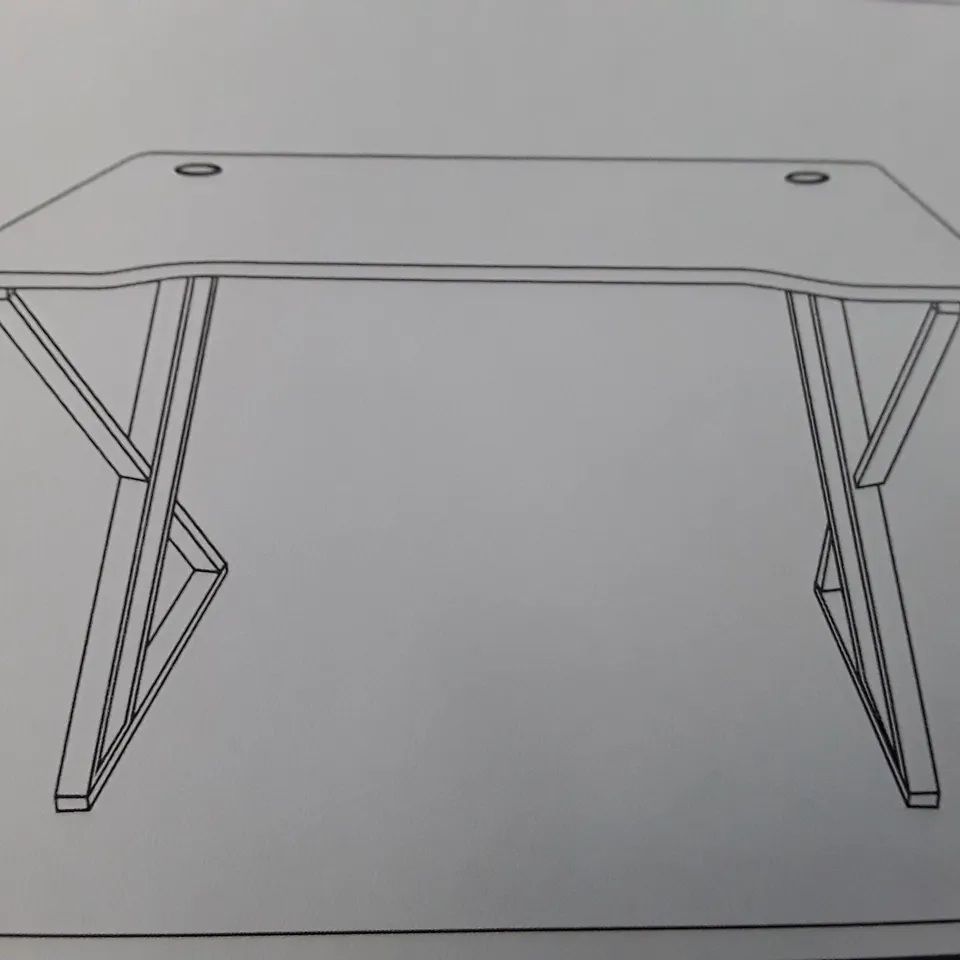BOXED COMPUTER DESK