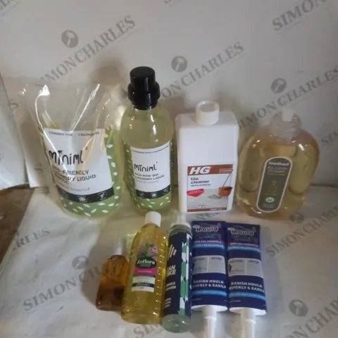APPROXIMATELY 20 ASSORTED HOUSEHOLD CLEANING & UTILITY PRODUCTS TO INCLUDE HG TILE CLEANER, METHOD ALL FLOOR CLEANER, MINIML LAUNDRY LIQUID REFILL ETC