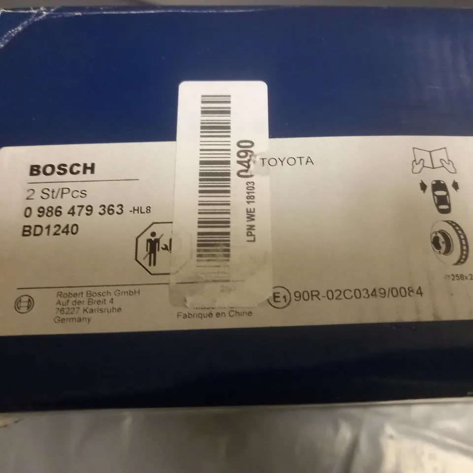 PAIR OF BOSCH TOYOTA BRAKE DISC - 0 986 479 363